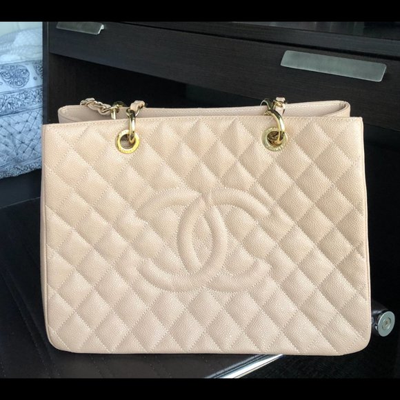 Chanel GST - Picture 1 of 4